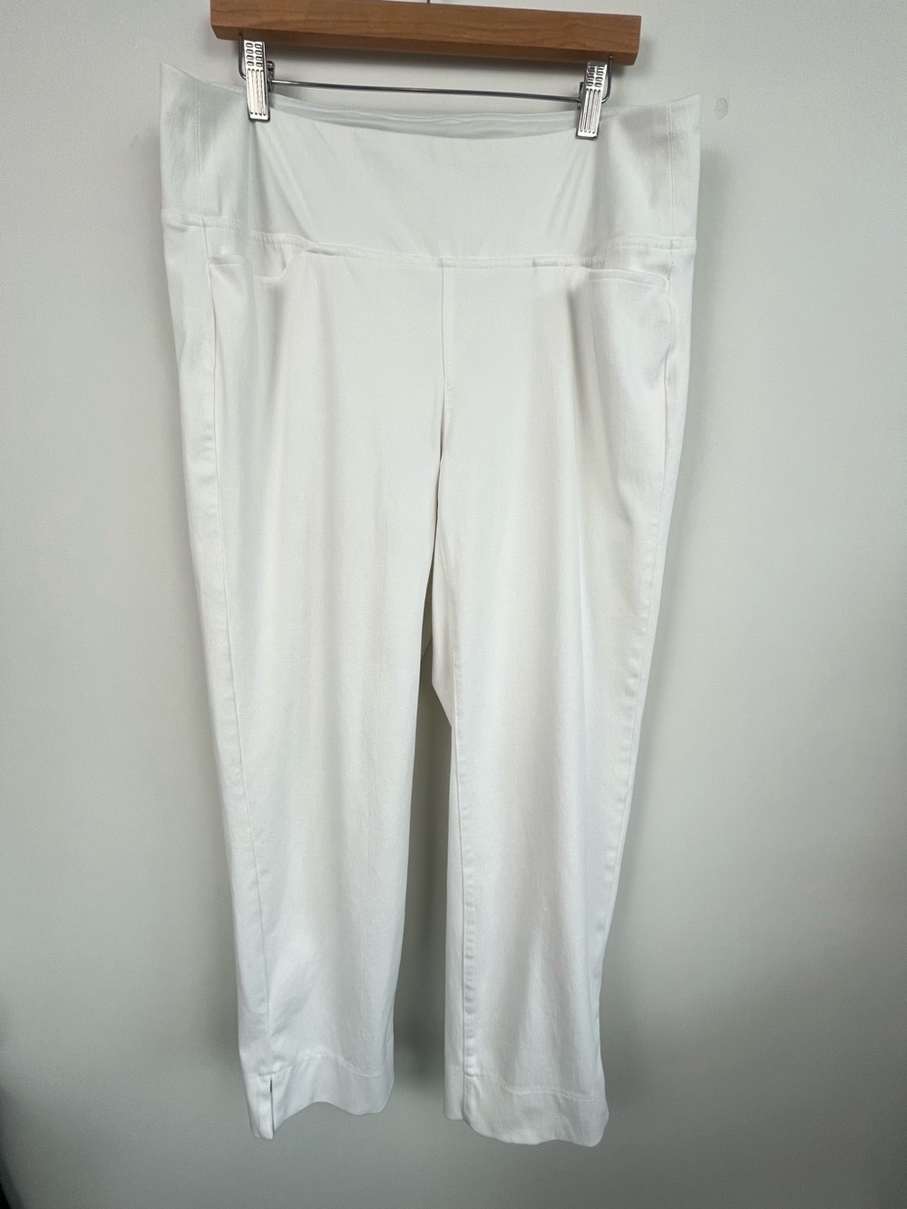 J.Jill Wearever Collection white cotton poly spandex pullon pants, XL.